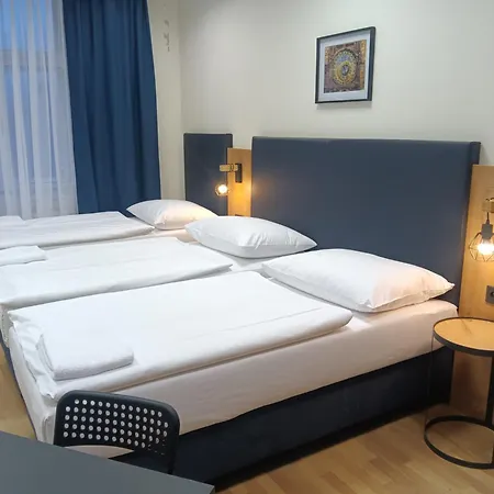 Hotel apartamentowy Powder Tower