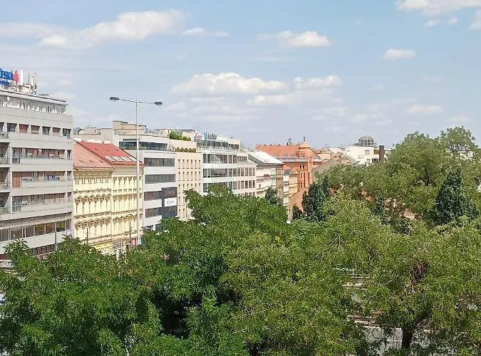 Powder Tower Apartmanhotel 4*