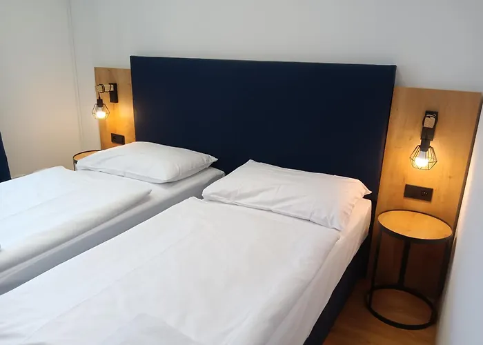 Powder Tower Apartmanhotel 4*