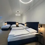 Apartahotel Powder Tower 4*